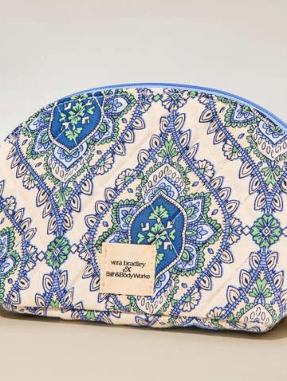 Vera Bradley Blue Berry Burst Bag Lippie  & Bath & Body Works Gift Set